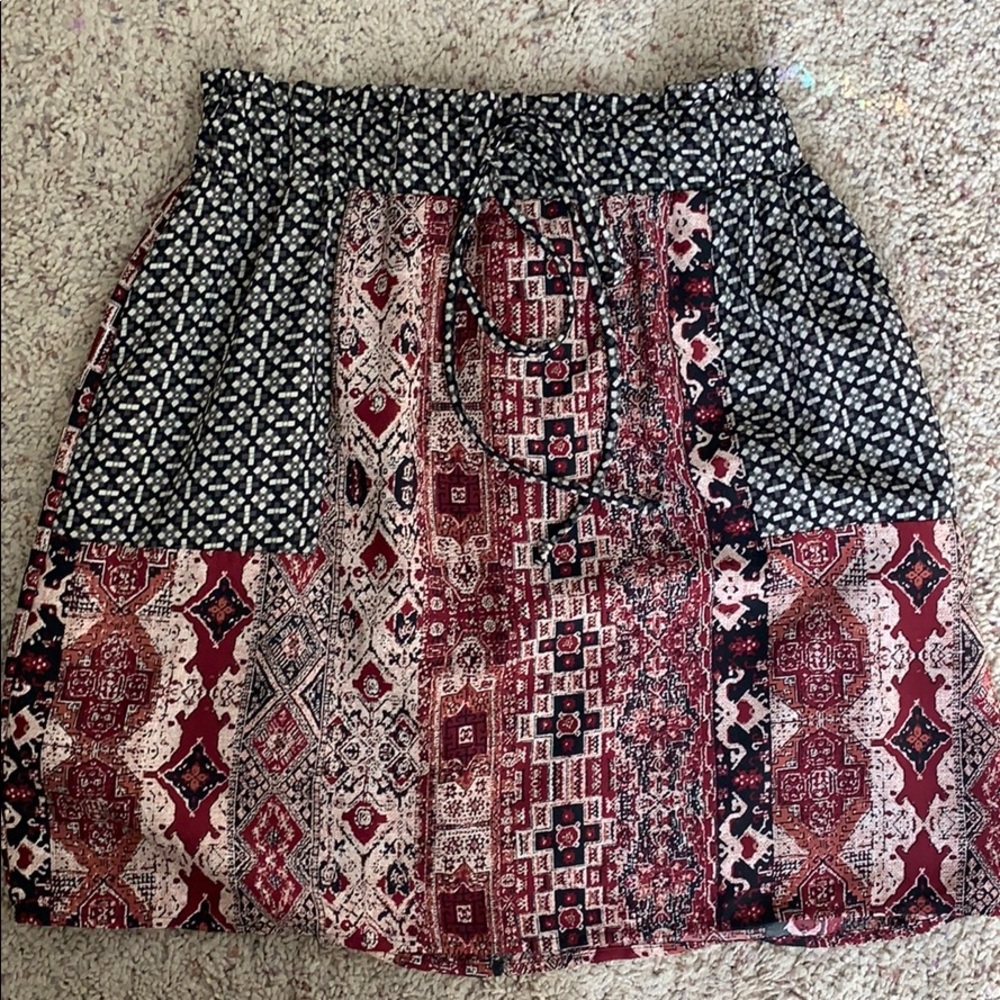 Patterned skirt